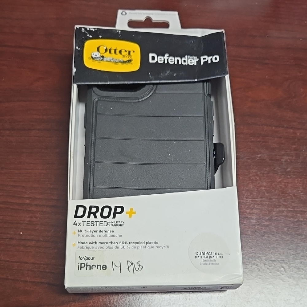 OtterBox Defender Pro Black iPhone 14 Plus Case